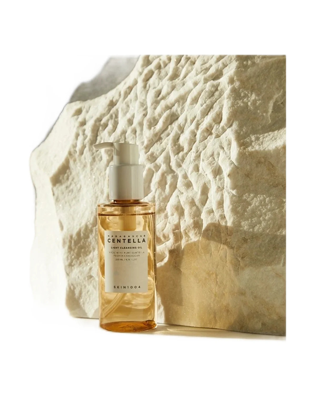 SKIN1004 Madagascar Centella Light Cleansing Oil 200 ml